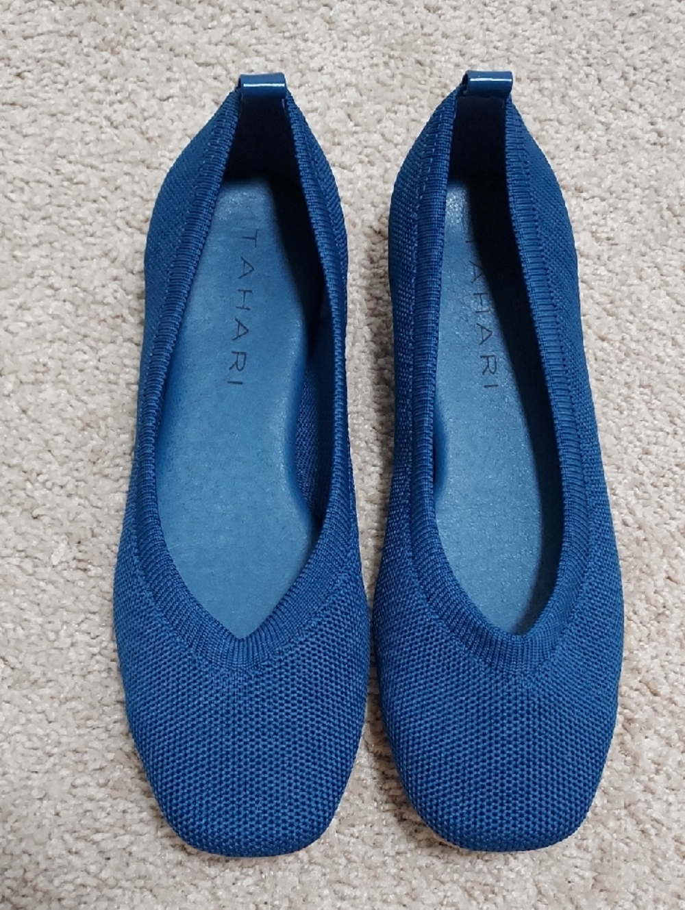 Tahari Barcelona Flats ( Size 7)